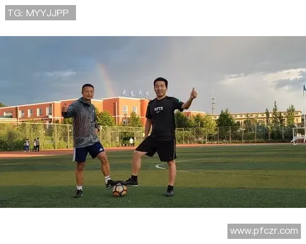 北京足球队转型之路揭秘:从传统强队到现代足球新标杆的奋斗历程 北京足球队转型之路揭秘:从传统强队到现代足球新标杆的奋斗历程