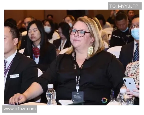 广州街舞队与重庆街舞队赛后复盘分析意识碰撞与团队协作的深度探讨